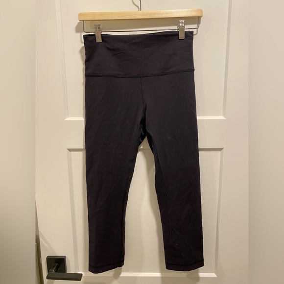 lululemon athletica Pants - Lululemon wunder train high-rise crop size 8